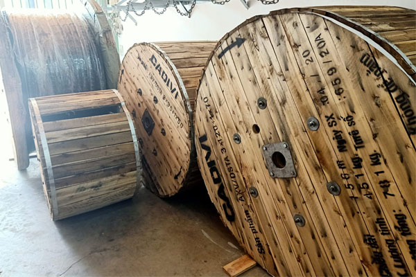 Cáp nhôm ngầm 3 pha 4 lõi CADIVI AXV/DSTA 3x120+1x70