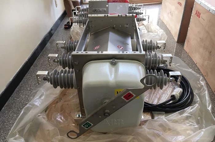 Sản phẩm LBS SF6 khí ABB ngoài trời do Lotech phân phối