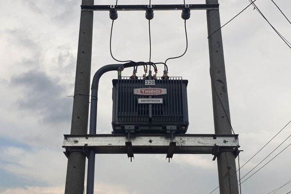 Trạm biến thế 320kVA kiểu giàn giữa 2 cột BTLT