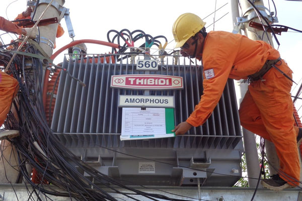 Máy biến áp 560kVA lắp đặt ngoài trời