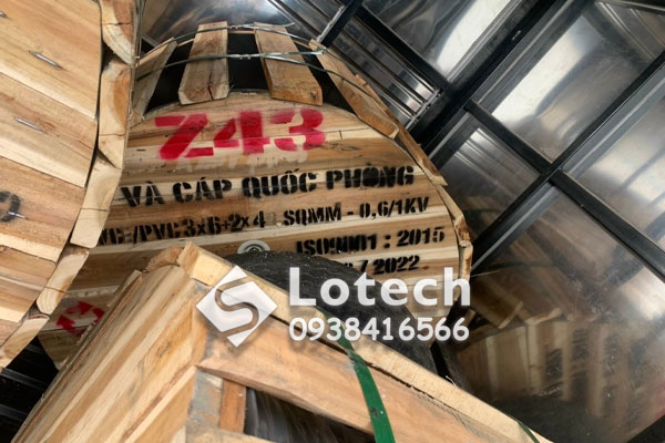 Giao hàng cáp 3 pha 4 lõi hạ thế Z43