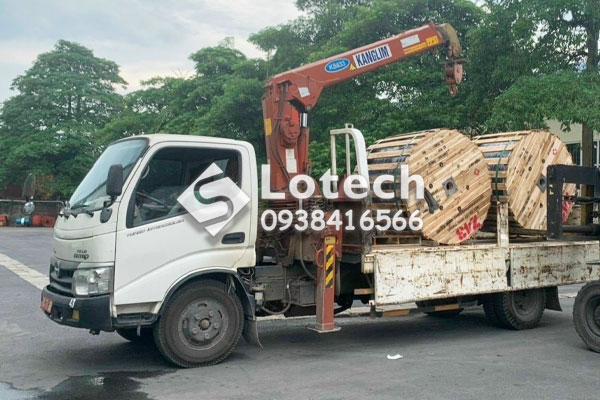Giao hàng cáp điện lực Z43 Bộ Quốc Phòng