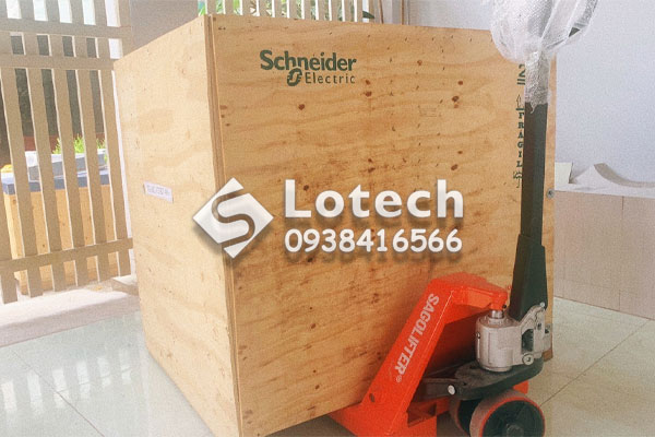 Lotech chuyên phân phối máy cắt Recloser Schneider U27 chính hãng