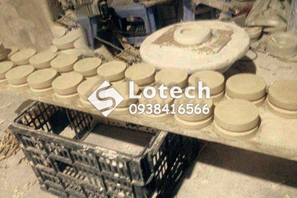 gia-cong-gach-canh-bao-cap-ngam-bang-su Gia công gạch cảnh báo cáp ngầm điện lực