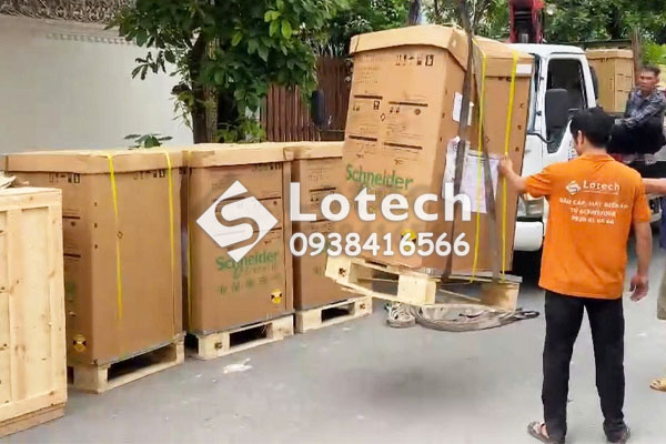 Lotech phân phối tủ trung thế Schneider