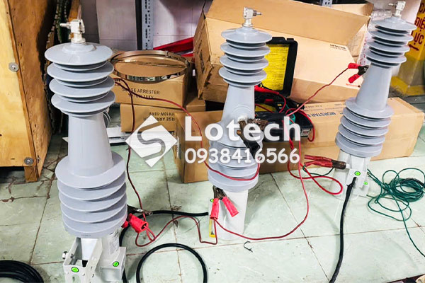 Thí nghiệm máy cắt tụ bù trung thế ABB Hitachi Energy